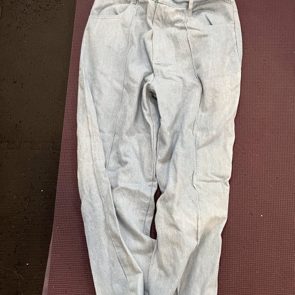 Lisa Says Gah size 31 jeans